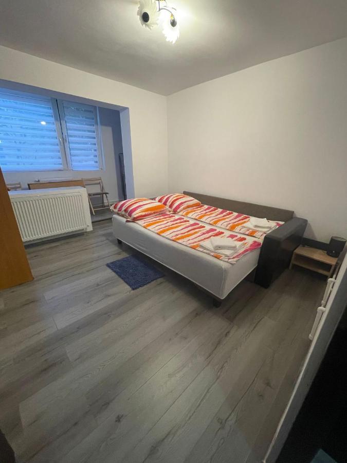 Apartament 1 Haţeg Exterior foto
